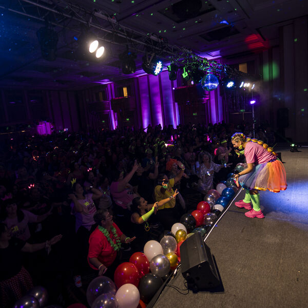 Público celebrando en la edición 2025